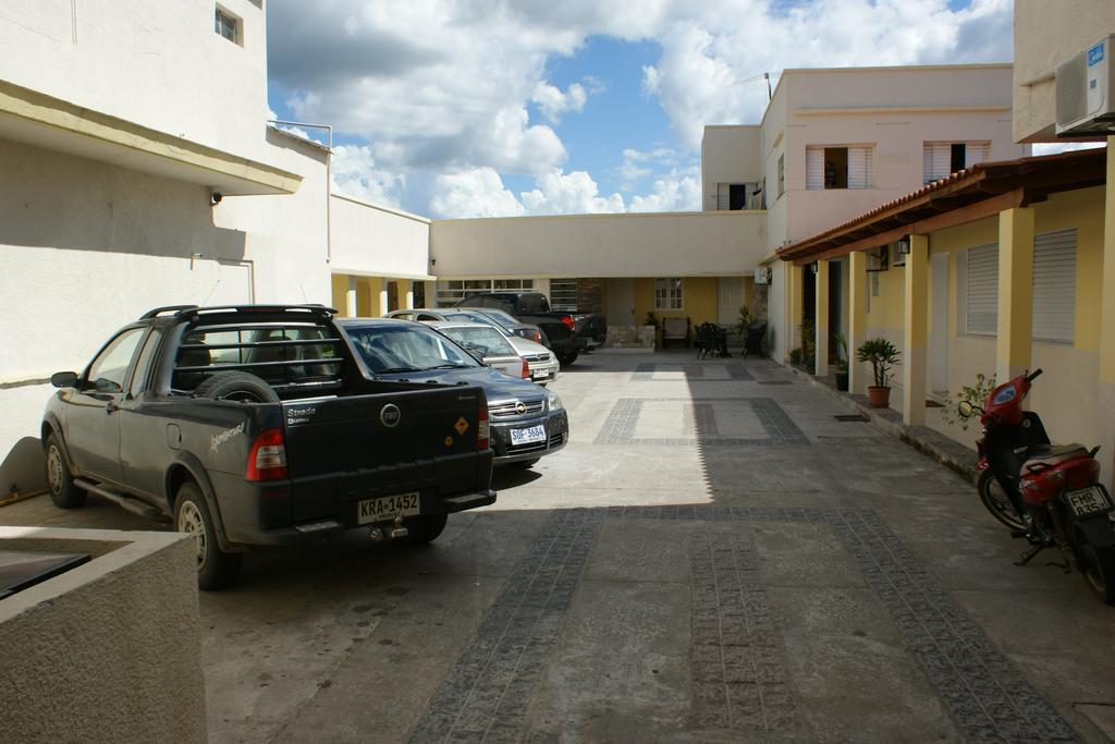 Petit Rivera Hotel Luaran gambar